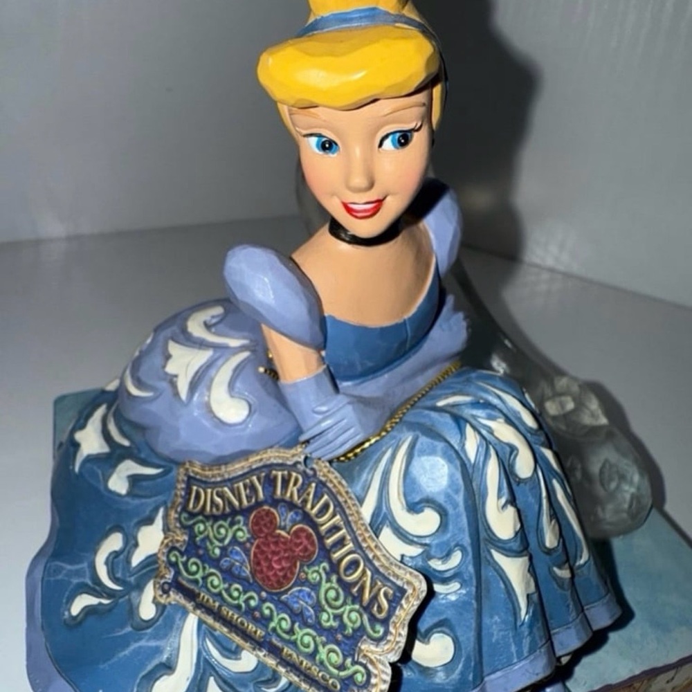 A Magical Midnight Cinderella Figurine by Jim Shore New